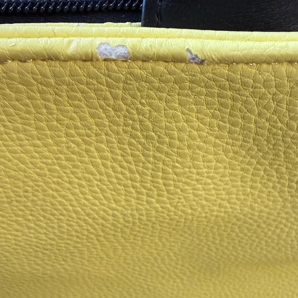 Tahari Yellow and Black Shoulder and Crossbody 2 Way Bag NWT - Picture 10 of 11